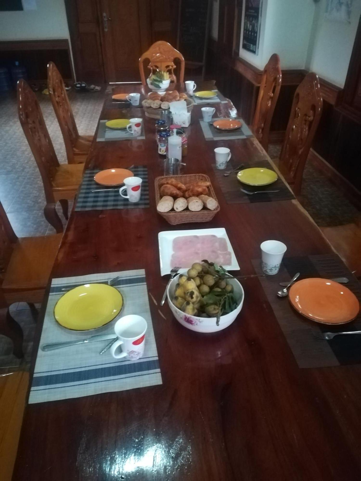 Pukyo Bed And Breakfast Belgian Lao Ban Nangoy Exterior photo